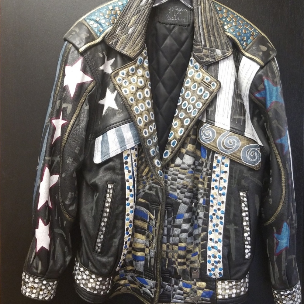 Chic Biker Jacket - image 4